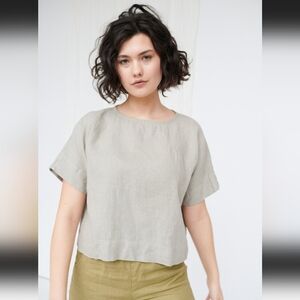 Linenfox Mona Linen Top in Natural Gray